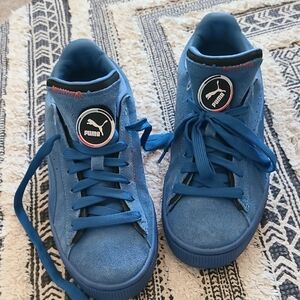 Puma Vibrant Blue High-Top Sneakers